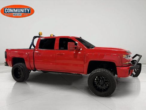 Used 2017 Chevrolet Silverado 1500 LT w/ All Star Edition AWD/4WD image 10