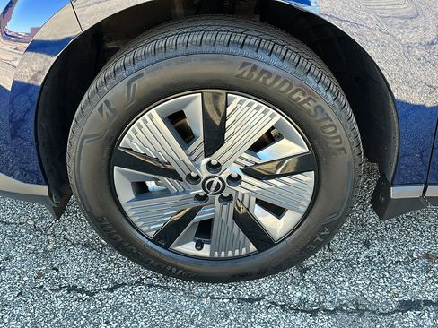 New 2025 Nissan Murano SL image 8