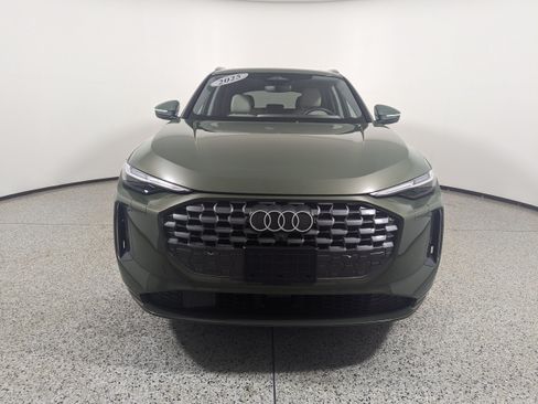 Certified 2025 Audi Q5 Premium w/ Premium Plus AWD/4WD image 2