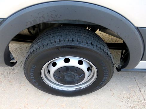 Used 2015 Ford Transit 350 XL image 11