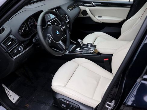 Used 2017 BMW X3 sDrive28i image 10