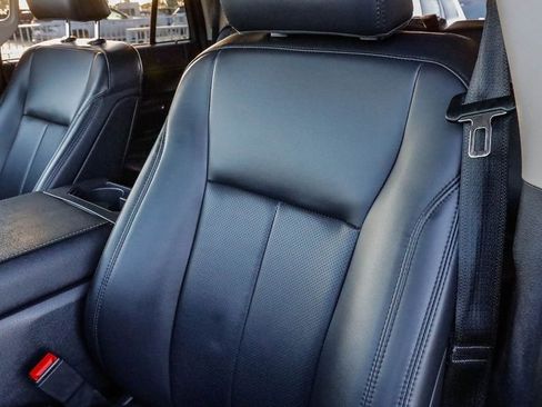 Used 2024 Ford Expedition Max XLT image 30