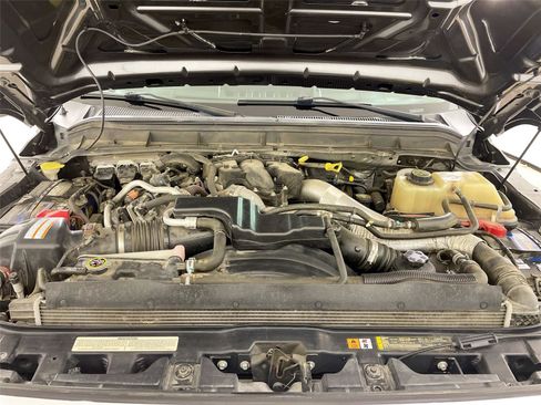 Used 2016 Ford F350 XLT w/ XLT Premium Package image 27