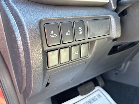 Used 2024 Mitsubishi Eclipse Cross SEL AWD/4WD image 12