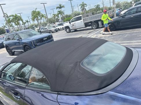 Used 2023 BMW 840i Convertible w/ Comfort Seating Package RWD image 6