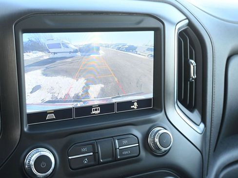 Used 2023 GMC Sierra 2500 AT4 image 31