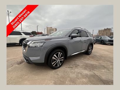 Certified 2023 Nissan Pathfinder Platinum