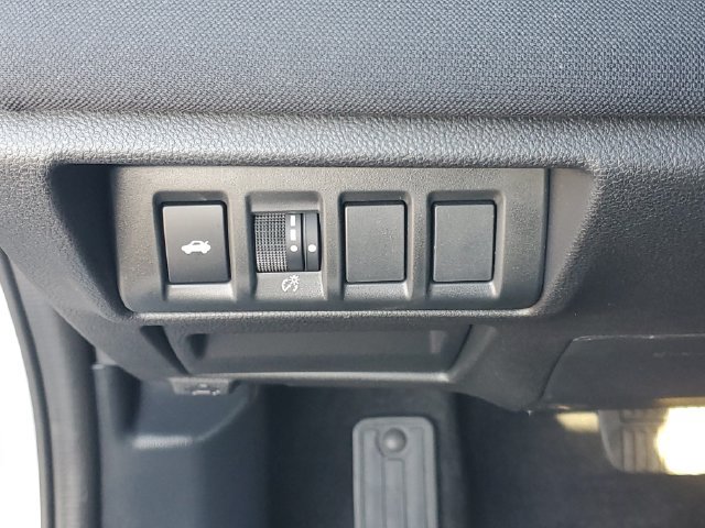 Certified 2025 Subaru Legacy Premium AWD/4WD image 18