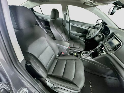 Used 2018 Hyundai Elantra Value Edition FWD image 30