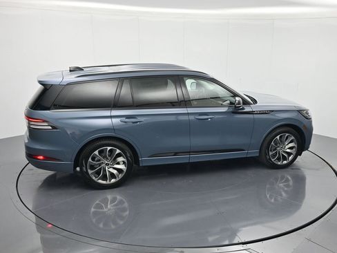 New 2026 Lincoln Aviator 2WD w/ Jet Appearance Package image 31