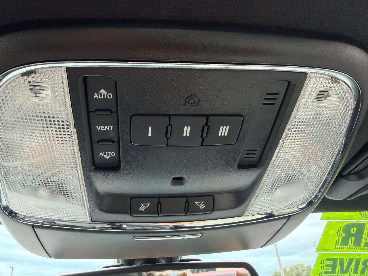 Used 2016 Dodge Charger SXT w/ AWD Plus Group image 22