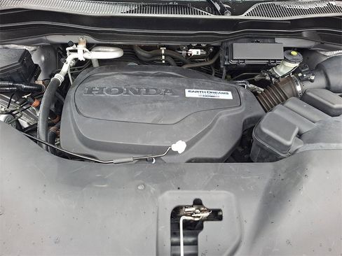 Used 2016 Honda Pilot LX image 28