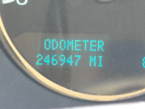 Used 2009 GMC Yukon XL Denali AWD/4WD image 31