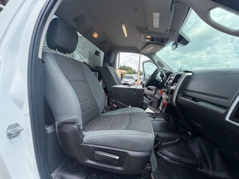 Used 2017 RAM 5500 SLT w/ Quick Order Package 29G SLT AWD/4WD image 13