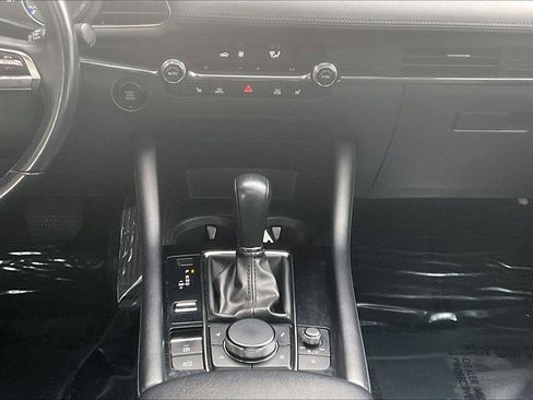 Used 2023 MAZDA MAZDA3 s image 9
