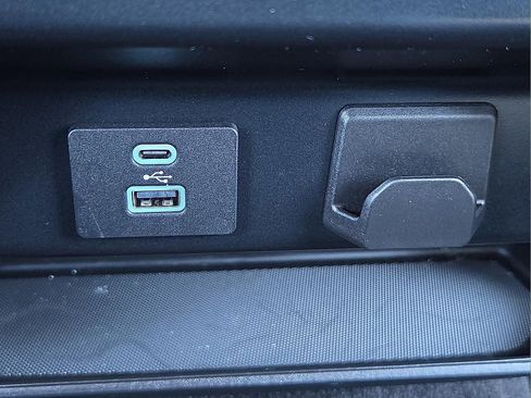 Certified 2022 Ford F150 XLT image 18