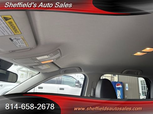 Used 2019 MAZDA CX-5 Touring image 25