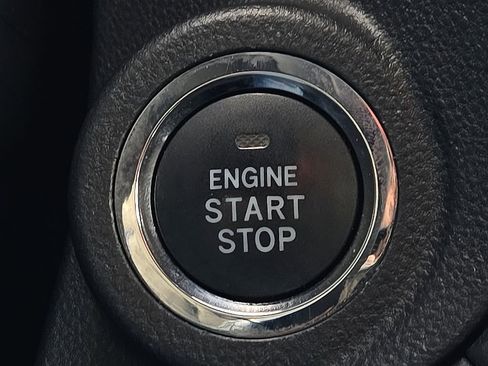 Certified 2023 Subaru Outback Limited image 17