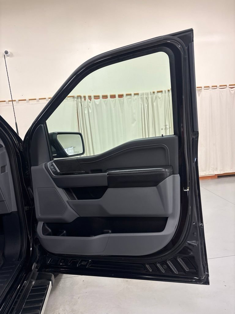 Used 2025 Ford F150 XLT w/ Equipment Group 301A Standard AWD/4WD image 26