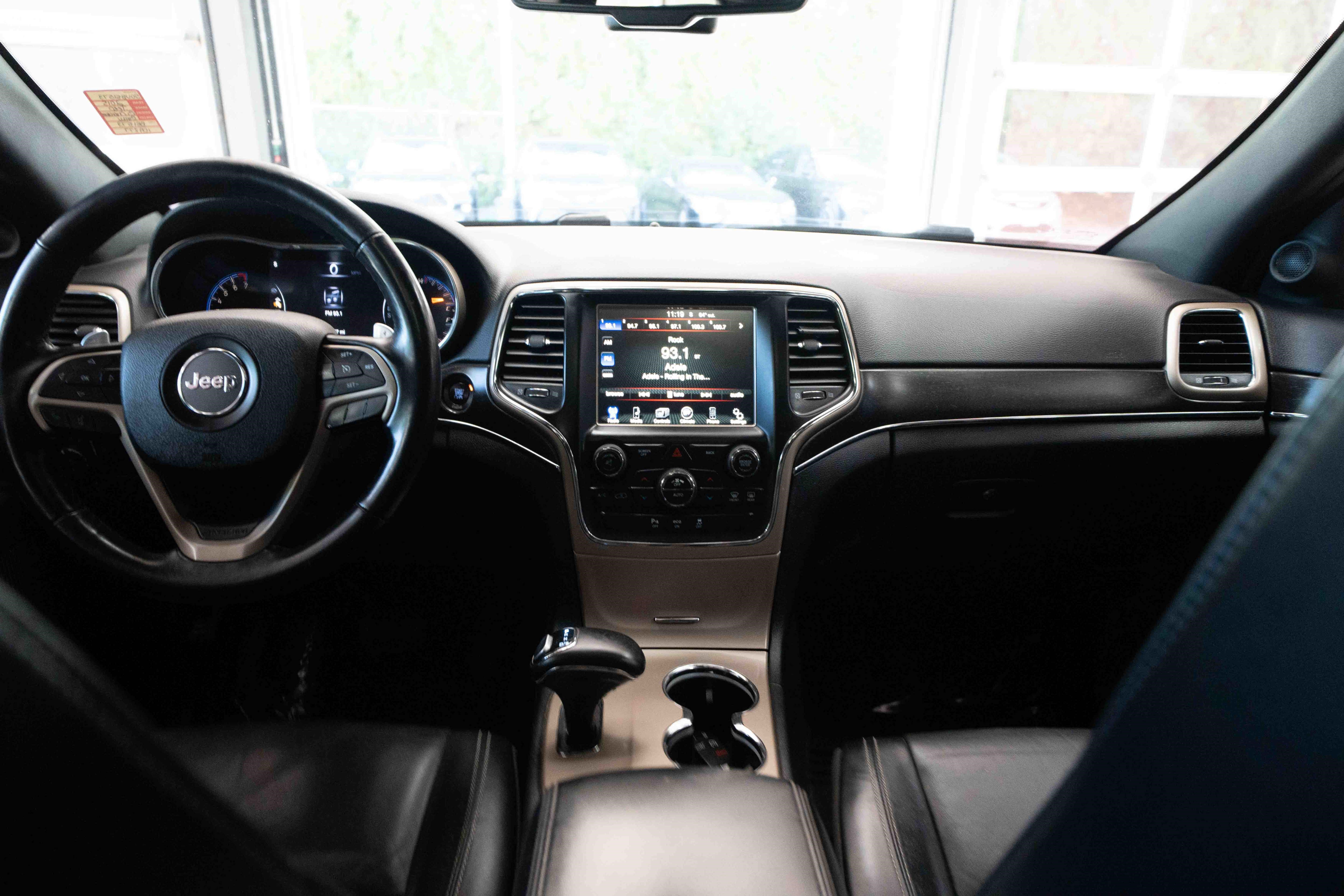 Used 2015 Jeep Grand Cherokee Limited AWD/4WD image 19