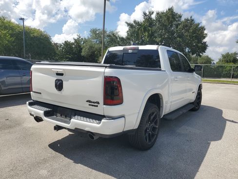 Used 2022 RAM 1500 Laramie AWD/4WD image 5