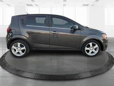 Used 2013 Chevrolet Sonic LTZ image 5