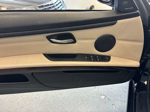 Used 2011 BMW 328i Convertible RWD image 28