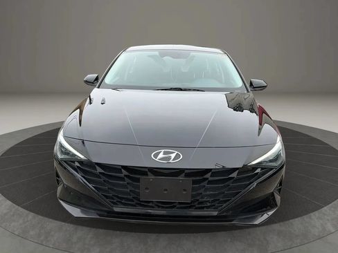 Used 2021 Hyundai Elantra SEL w/ Cargo Package FWD image 2