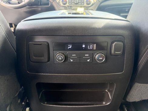 Used 2019 Chevrolet Suburban Premier w/ RST 6.2L Performance Edition image 29