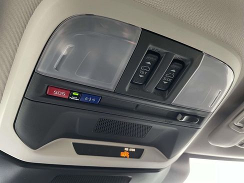 Used 2024 Subaru Crosstrek 2.0i Premium image 21