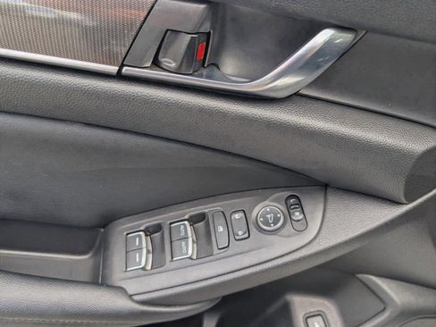 Used 2021 Honda Accord Sport image 15