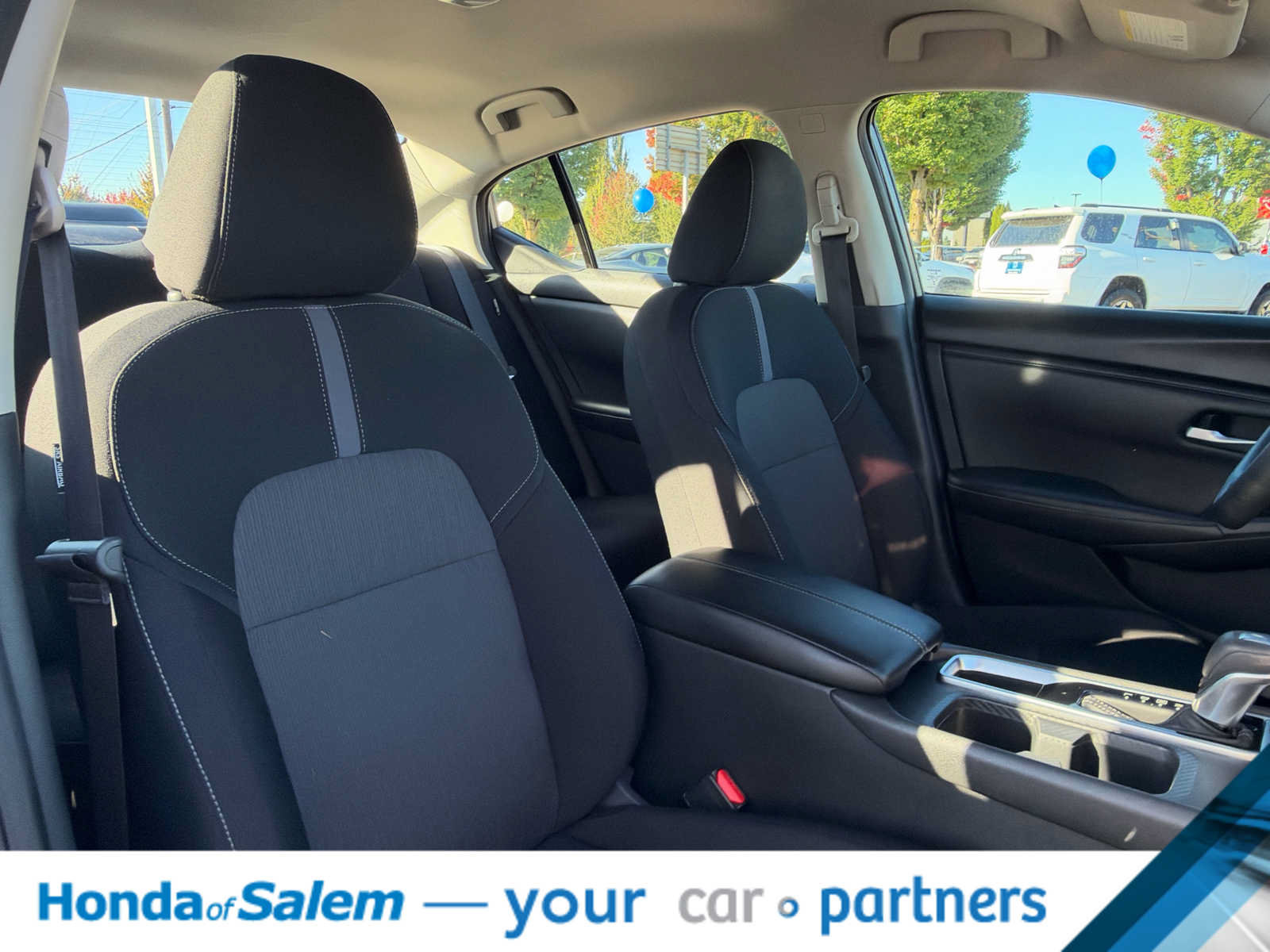 Used 2024 Nissan Sentra SV FWD image 14
