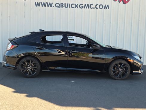 Used 2019 Honda Civic Sport Touring image 10