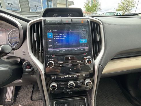 Used 2019 Subaru Ascent Limited AWD/4WD image 11