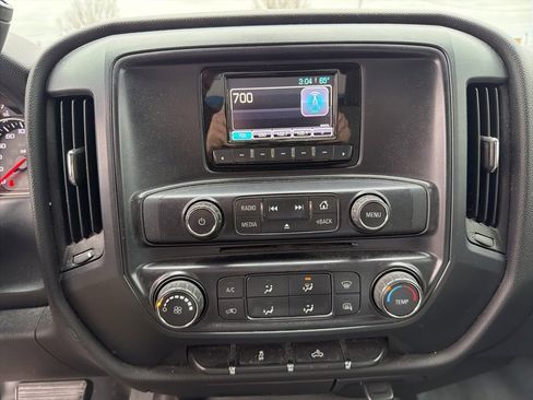 Used 2015 Chevrolet Silverado 1500 W/T image 11