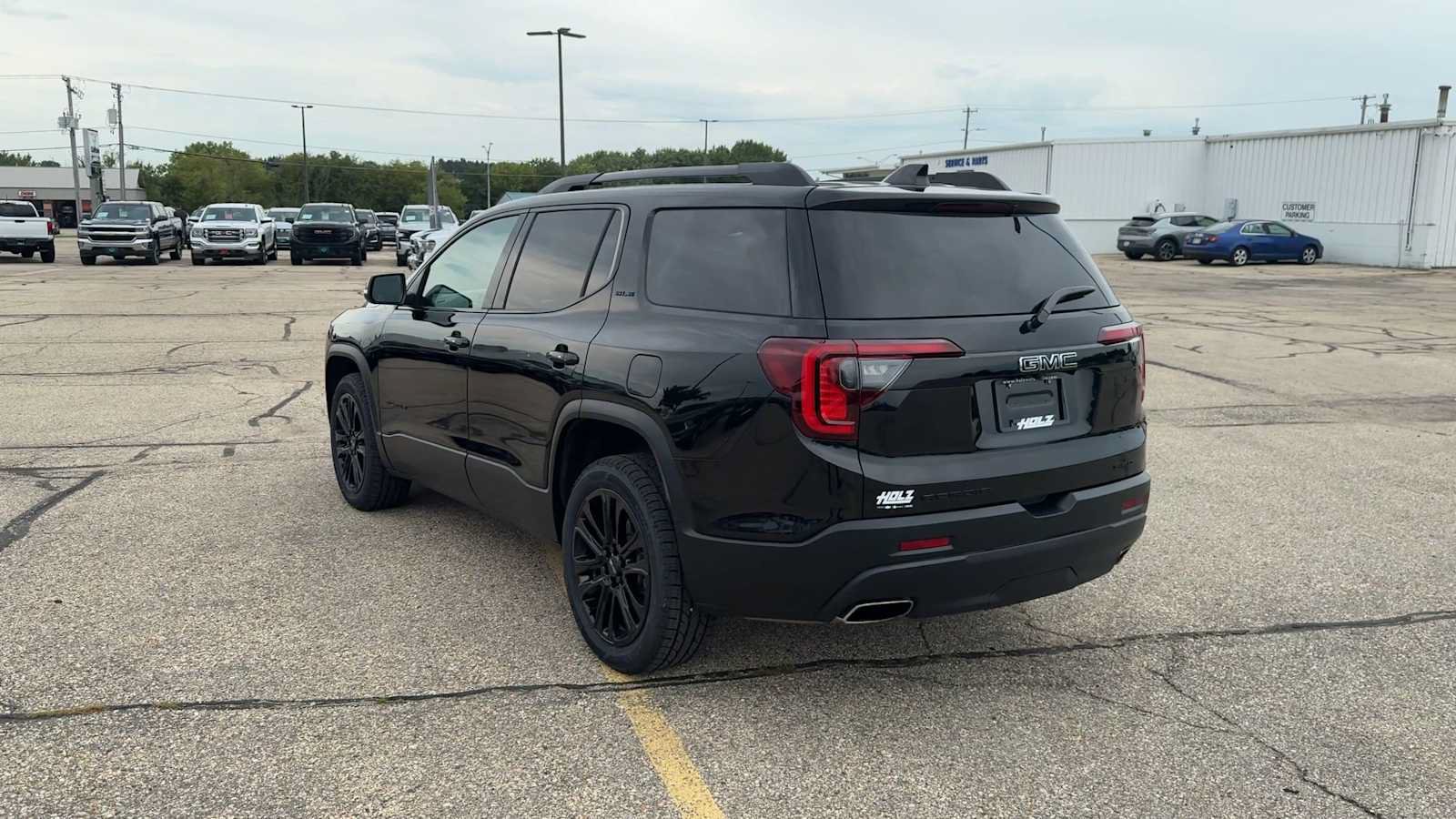 Certified 2023 GMC Acadia SLE w/ Driver Convenience Package AWD/4WD image 11