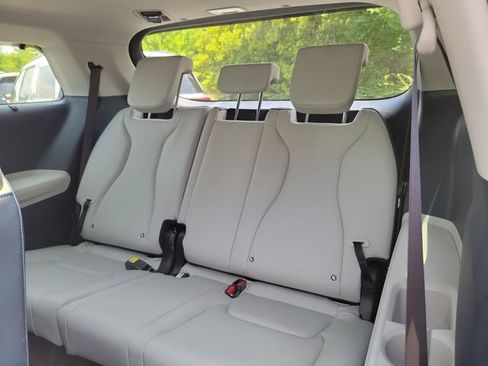 New 2026 Kia Carnival SX FWD image 10