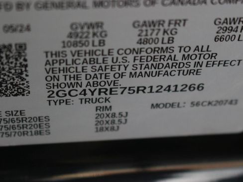 Used 2024 Chevrolet Silverado 2500 High Country w/ Midnight Edition image 44