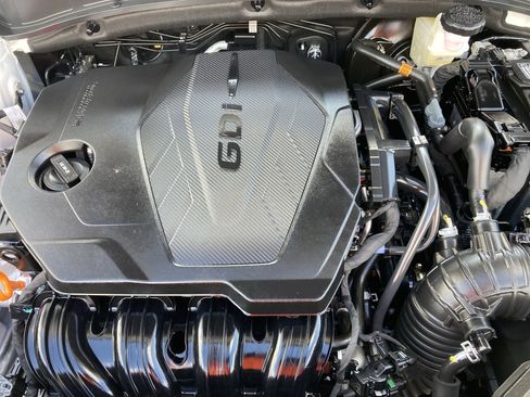 Used 2026 Kia Sportage LX w/ LX Convenience Package image 18