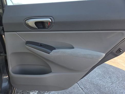 Used 2010 Honda Civic LX image 19