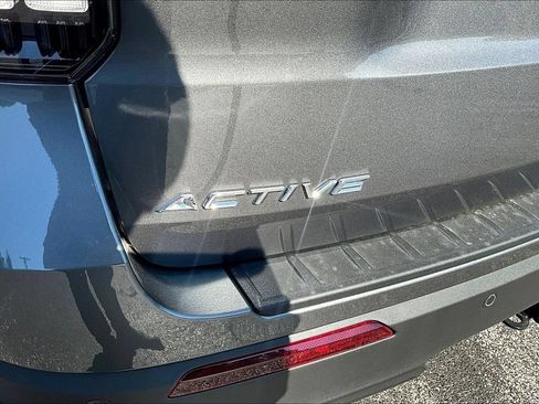 New 2026 Ford Explorer Active AWD/4WD image 9