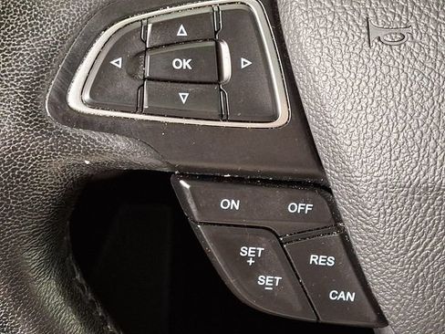 Used 2018 Ford Escape SEL AWD/4WD image 21