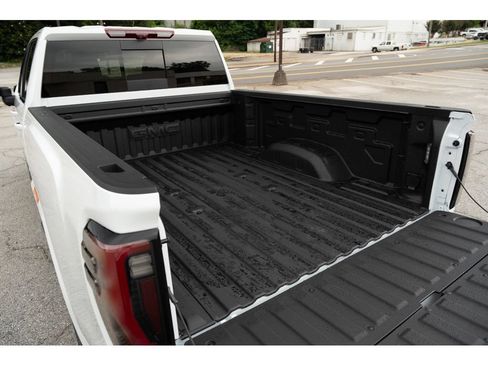 New 2026 GMC Sierra 2500 AT4 w/ AT4 Premium Plus Package AWD/4WD image 36