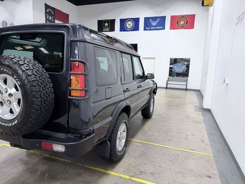 Used 2004 Land Rover Discovery S AWD/4WD image 22