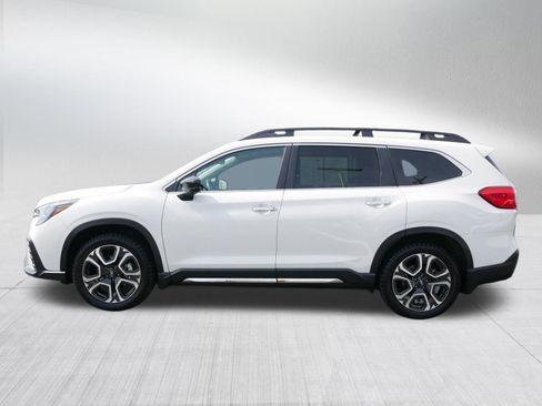 Certified 2024 Subaru Ascent Touring w/ Popular Package #2 image 4