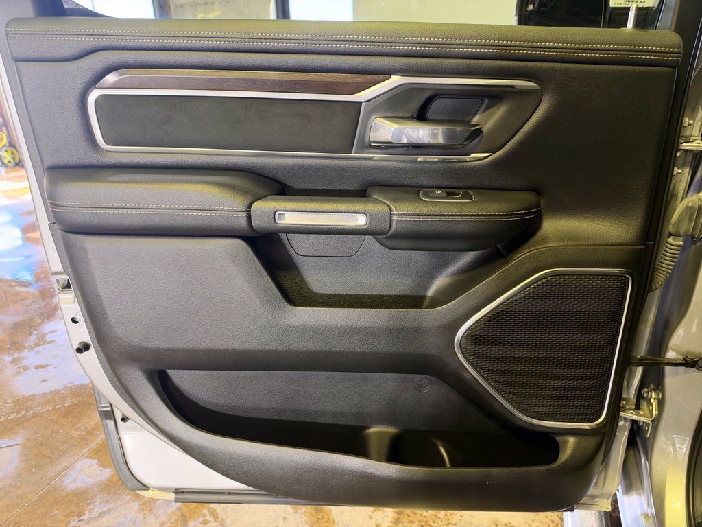 Used 2021 RAM 1500 Laramie AWD/4WD image 14