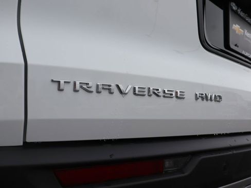 New 2026 Chevrolet Traverse LT w/ Sun and Wheel Package image 30