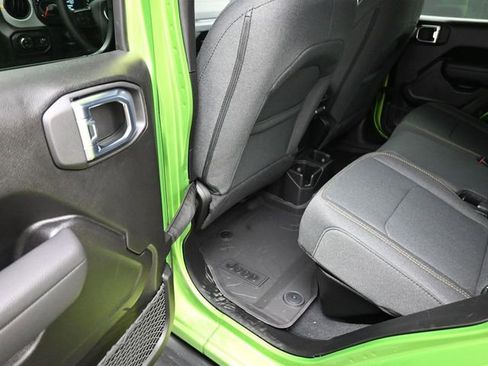 New 2026 Jeep Gladiator Willys AWD/4WD image 16