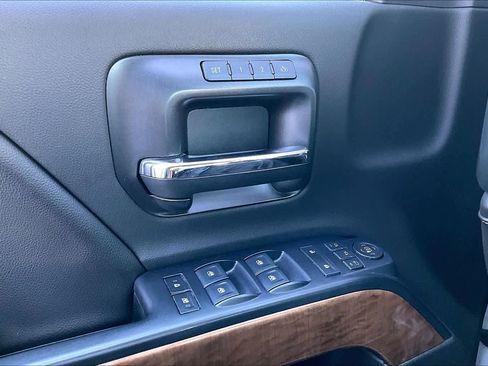 Used 2019 Chevrolet Silverado 2500 LTZ w/ Duramax Plus Package image 35