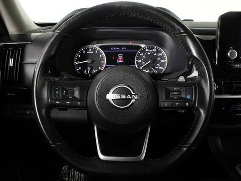 Certified 2024 Nissan Pathfinder SV FWD image 26